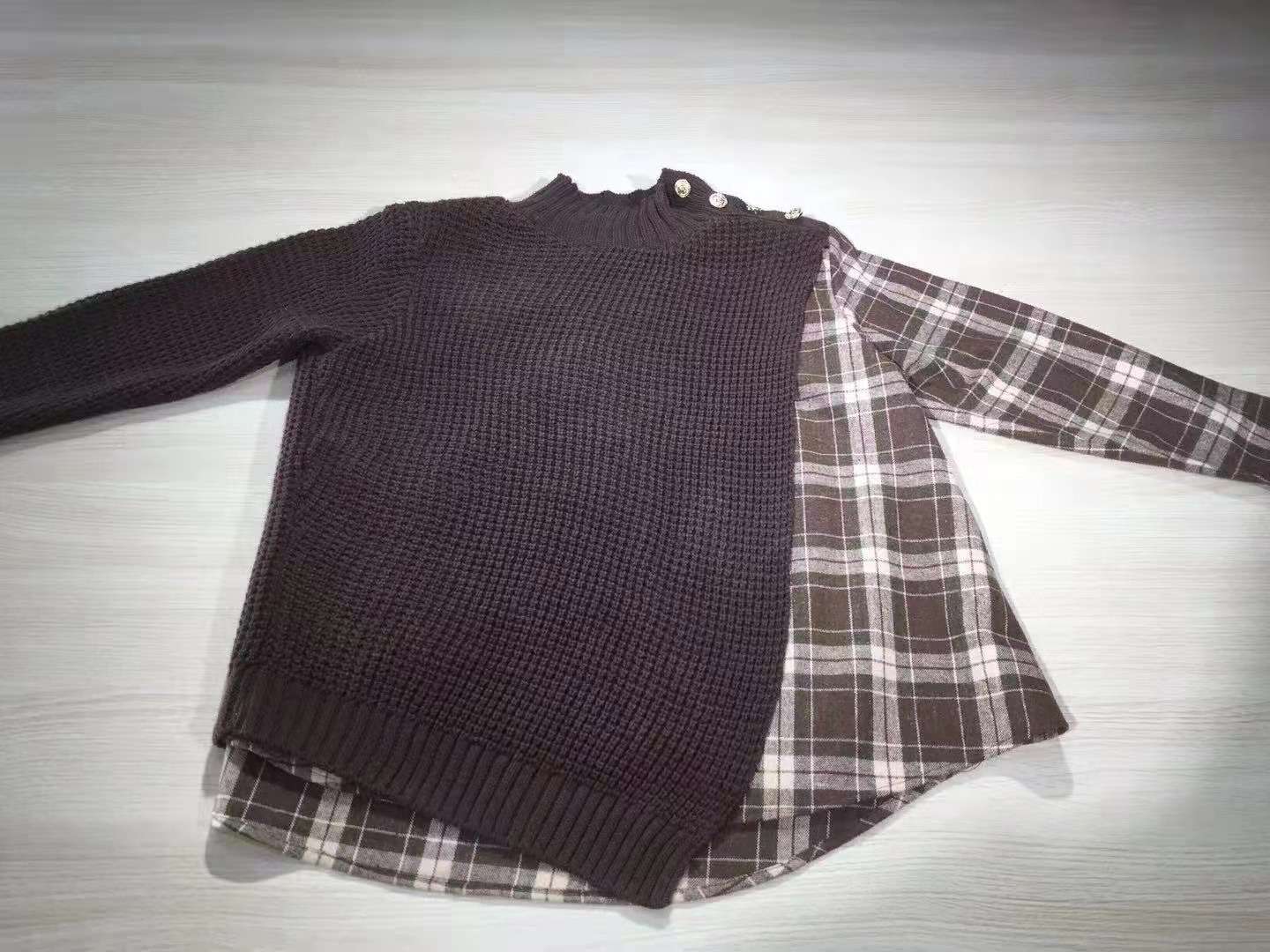 切り替えシャツ、セーター、あり生地使用で小ロットオリジナルOEM生産