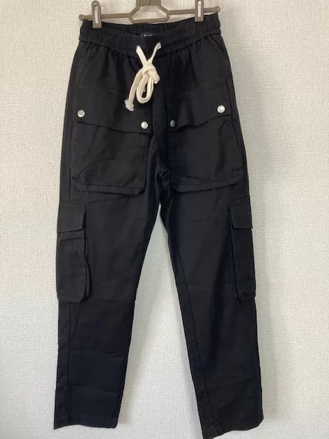 少ロットで市場商材カーゴパンツをカスタマイズ