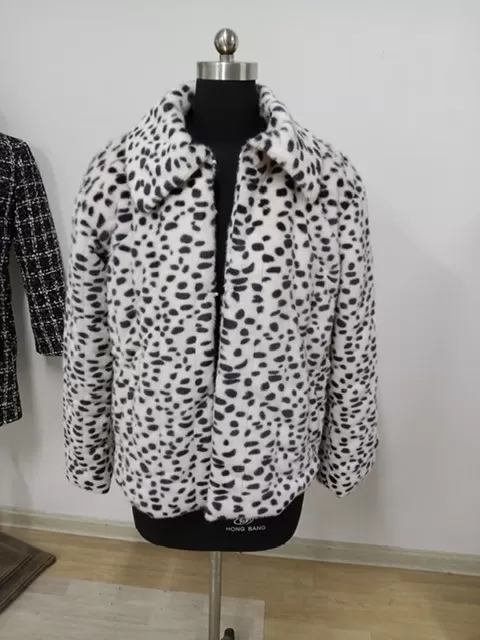 ファージャケットをオリジナル生産小ロットで製造、オーリス