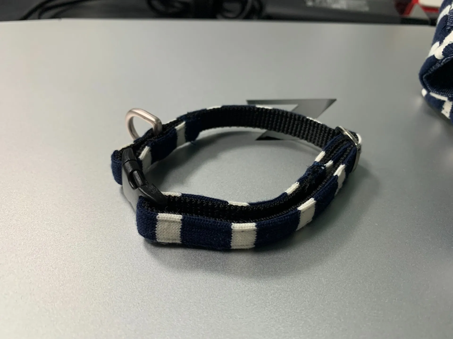 犬、リード、首輪、ハーネス、犬服などの小ロットOEM生産