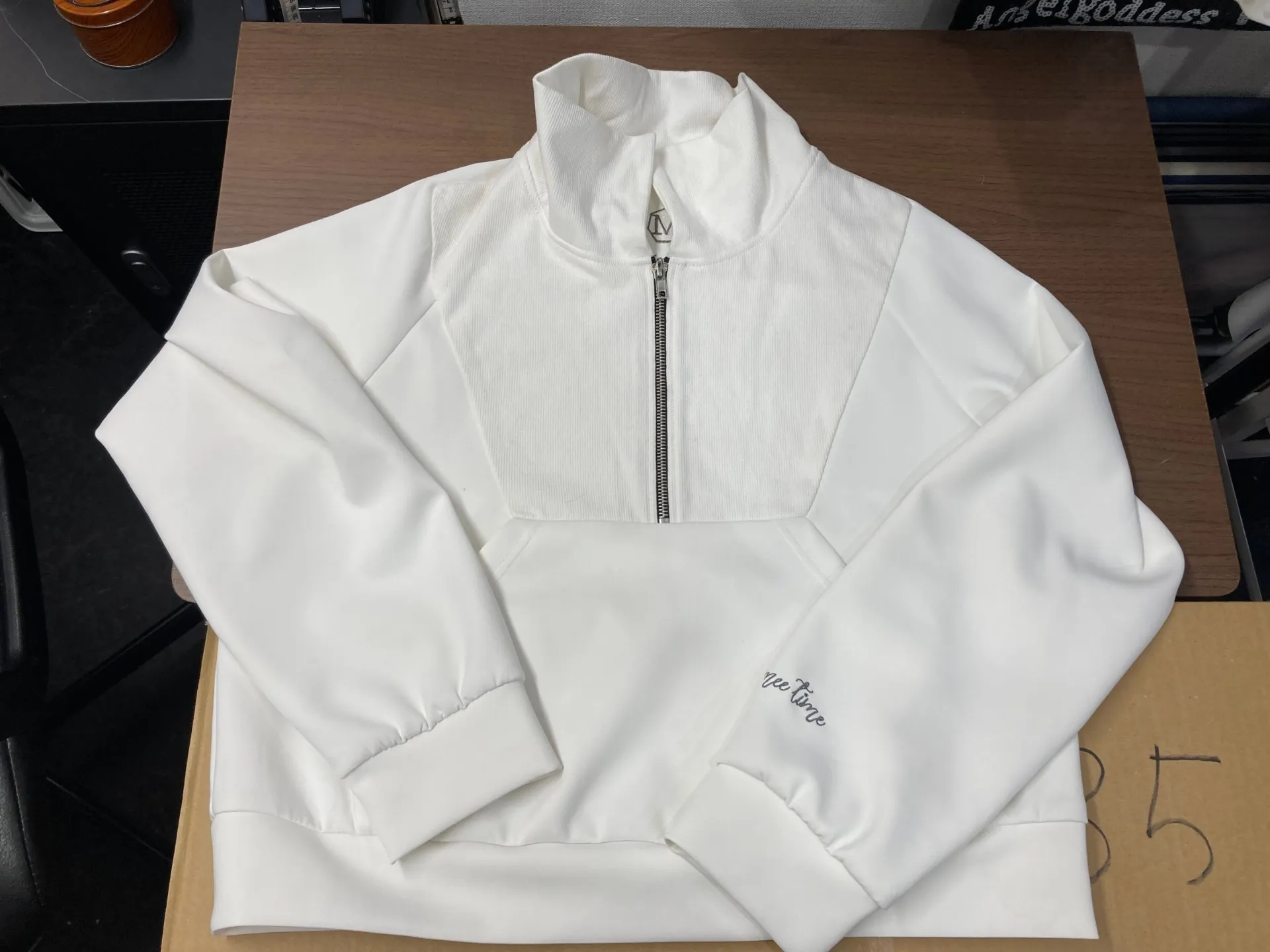 ジム、トレーニング用の用途ウエア、小ロット生産、OEM　オリジナルデザイン