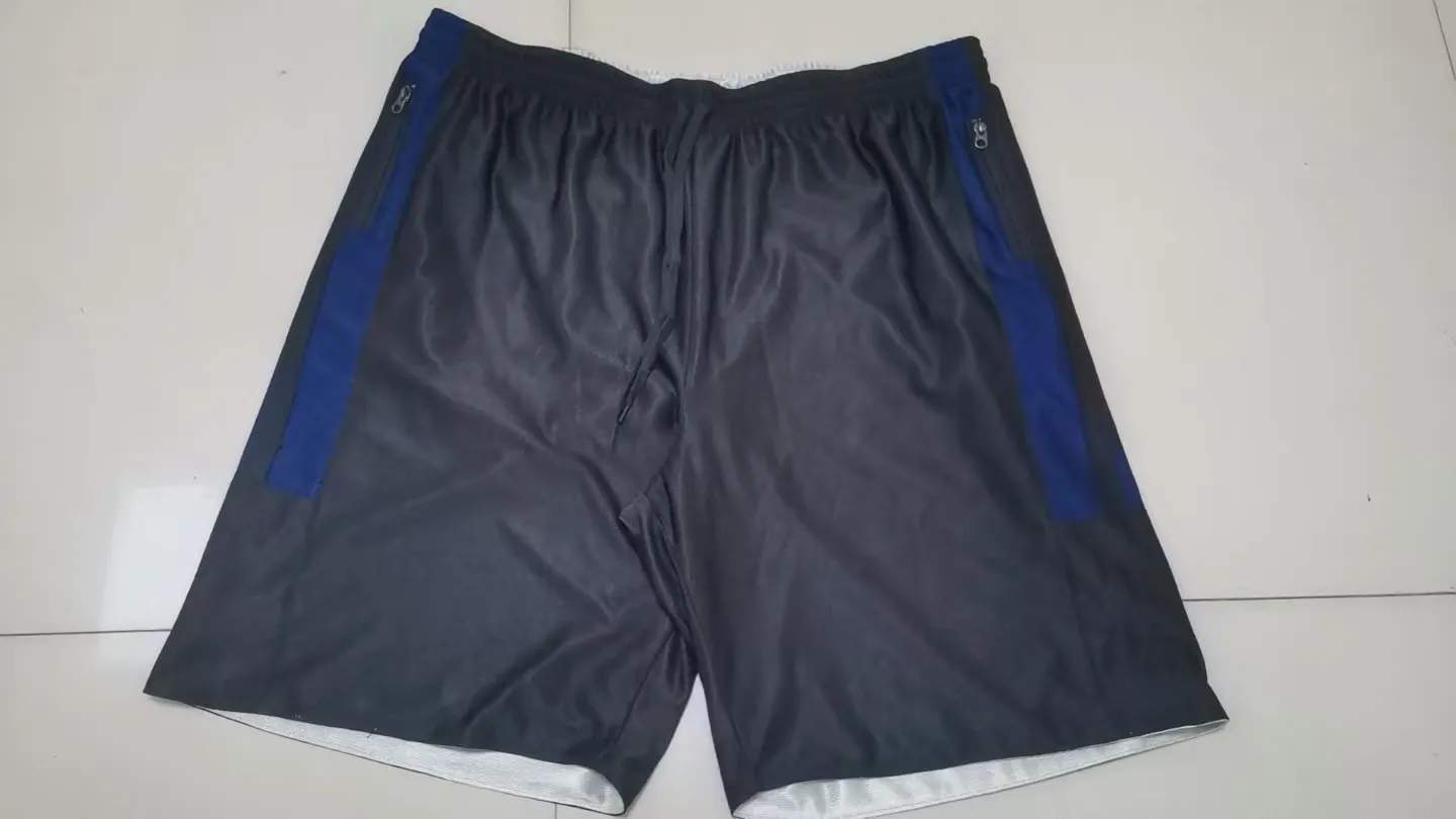 リバーシブルハーフパンツのオリジナルデザイン、小ロット生産。OEM生産です