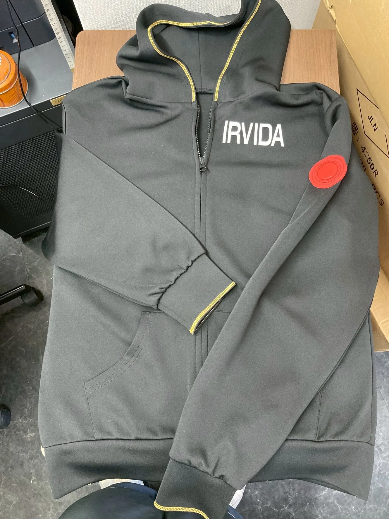 ジップパーカー、パーカーのオシャレなオリジナル商品、OEM生産