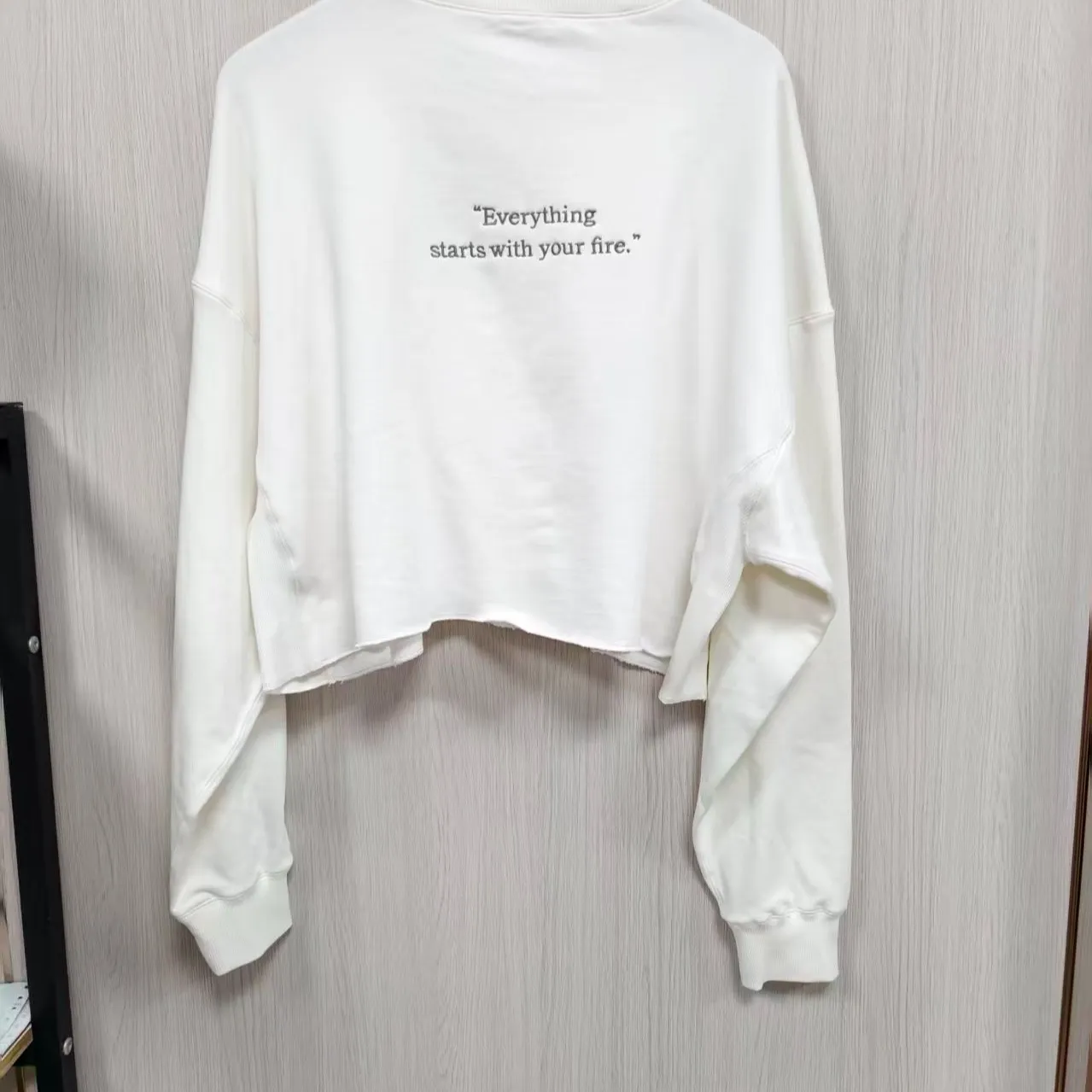 このデザイントレーナーは、小ロットOEM生産にて作られており...