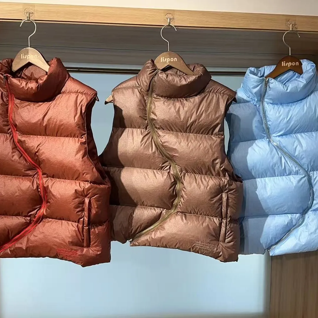 私たちの生産技術チームは、最高の品質とデザインを追求して、極...