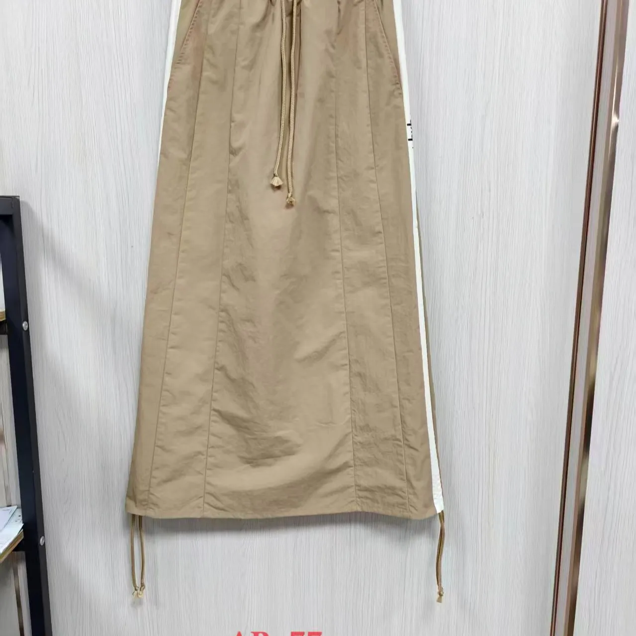 今回、特別なお客様のためにファッションショー用のサンプルを手...